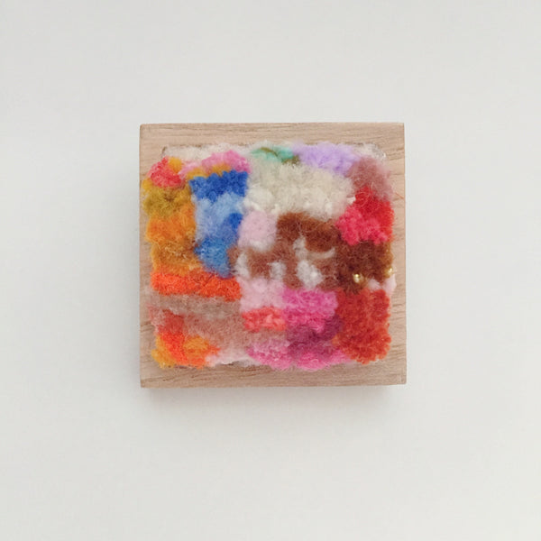 Brooch: ART GALLERY