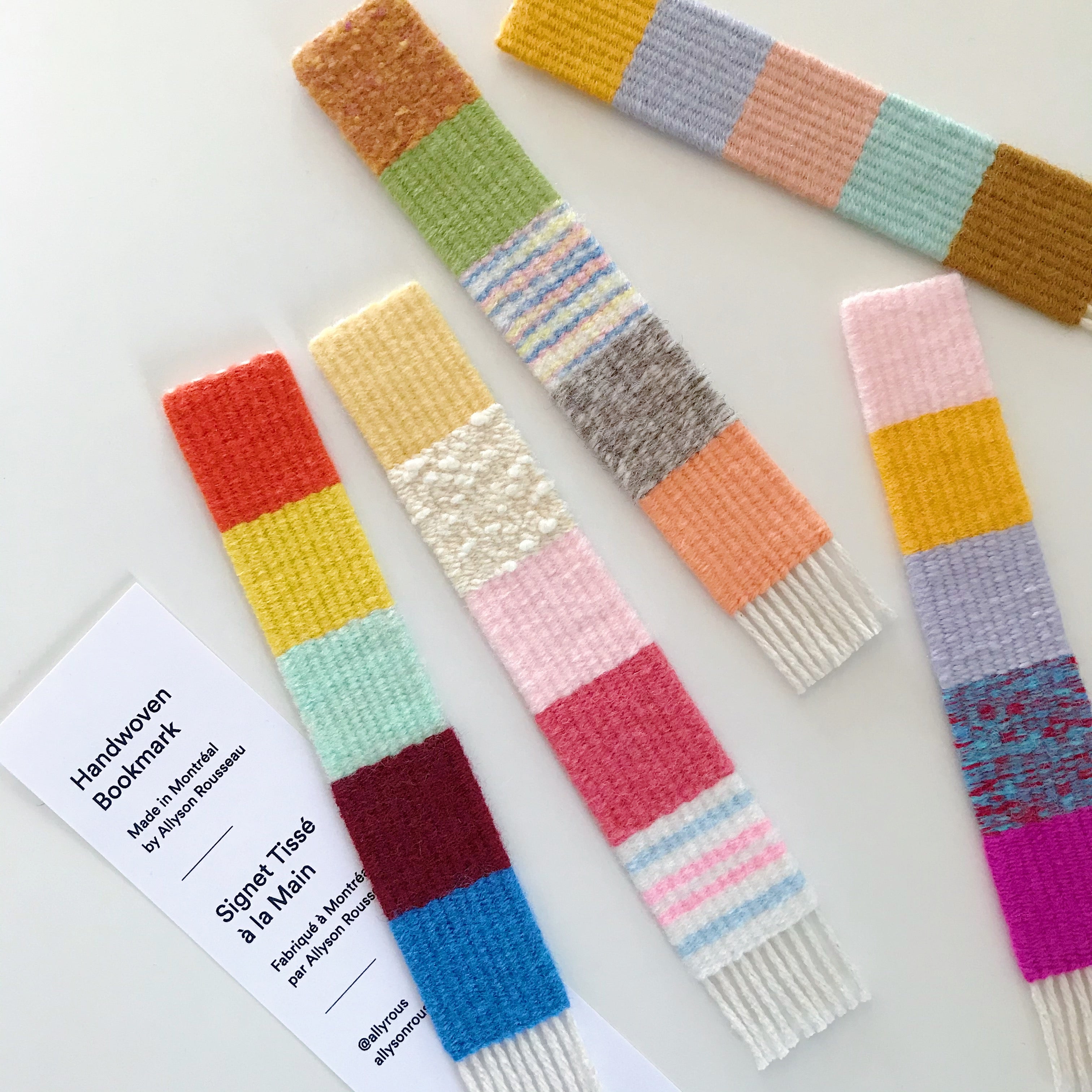 Bookmark: SPRING CHICK